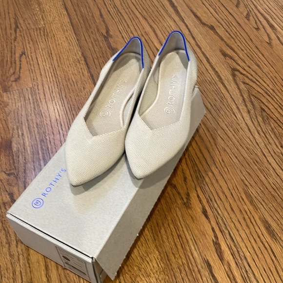 ROTHY’S The Point Ecru Cream Tan Flats Size 8 (fits 7.5) - Picture 5 of 8